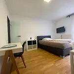 Simplex Am Ludwigsplatz Apartahotel *