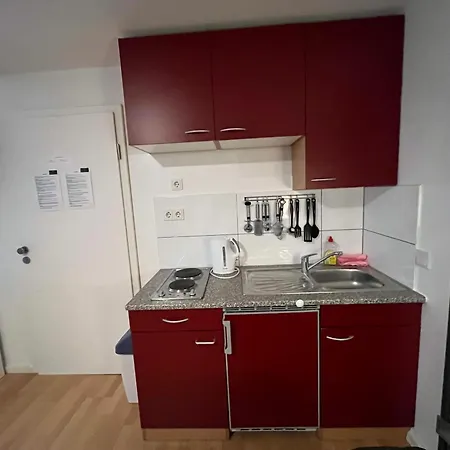 מלון דירות Simplex Am Ludwigsplatz *