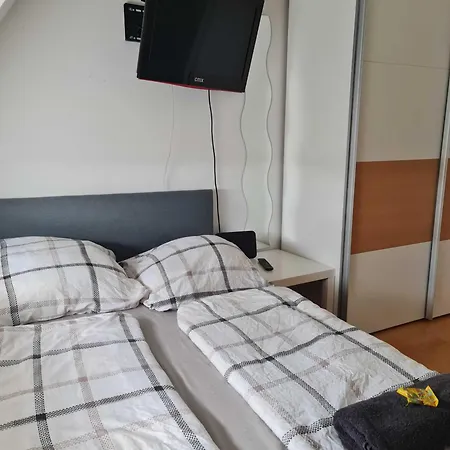 Simplex Am Ludwigsplatz Apartment