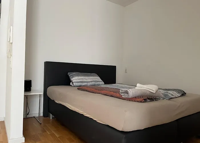 Simplex Am Ludwigsplatz Aparthotel *