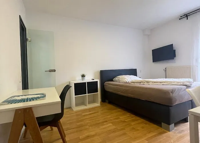 Simplex Am Ludwigsplatz Aparthotel *