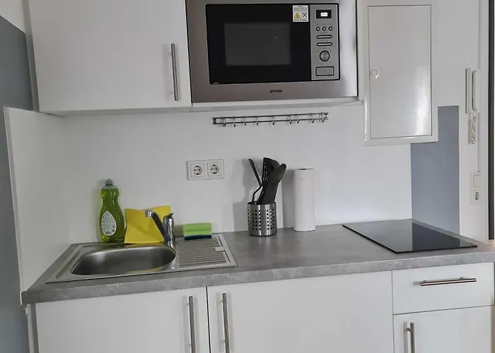 Simplex Am Ludwigsplatz Aparthotel *